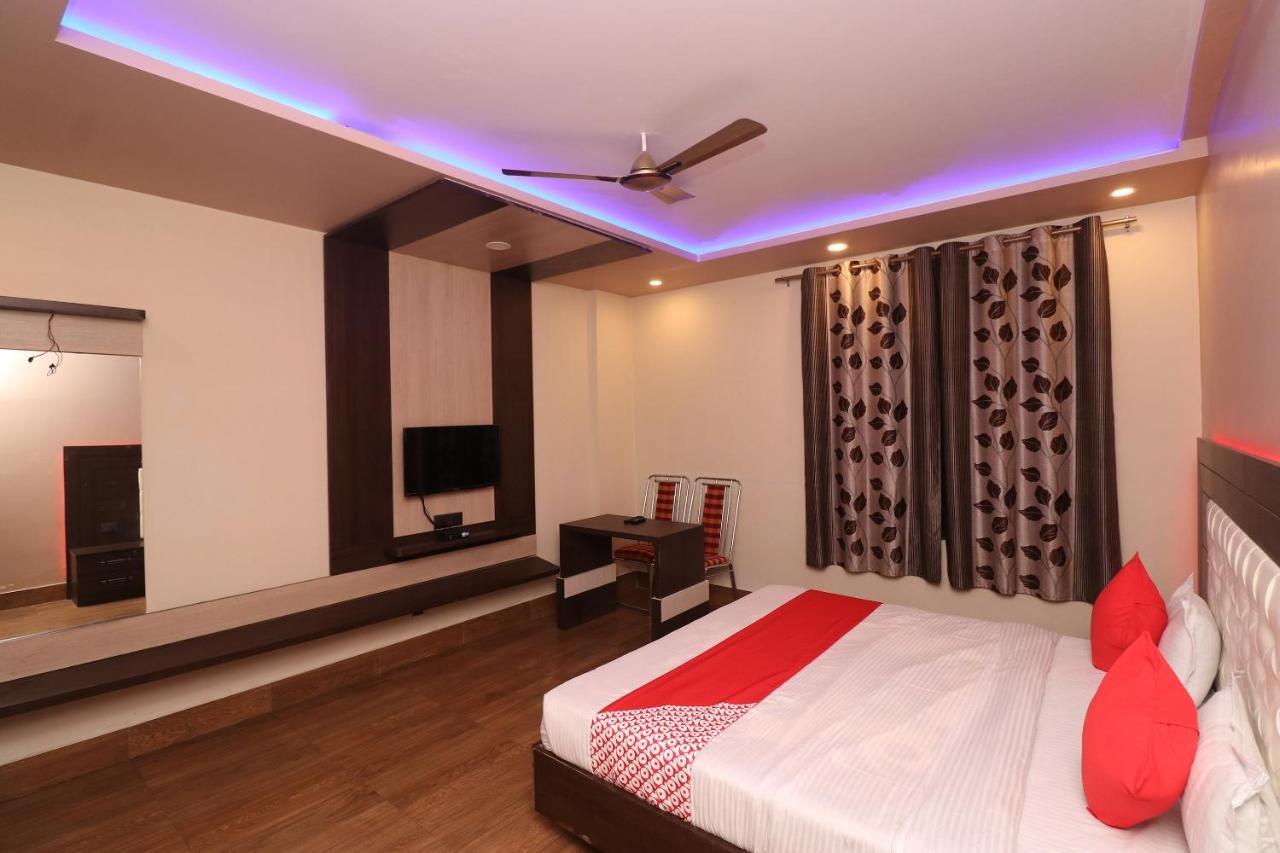 Oyo 33387 Laxmi Lawn And Resort Suite Lucknow Exterior photo