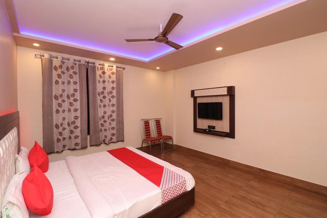 Oyo 33387 Laxmi Lawn And Resort Suite Lucknow Exterior photo